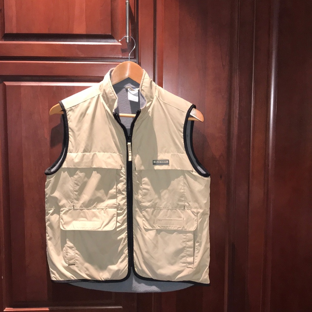 Old navy boys vest size 10